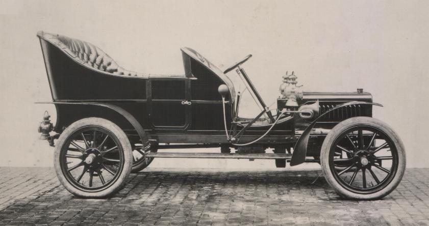 The Kelvin Car 1905, built by the Bergius Car and Engine Company, 169 